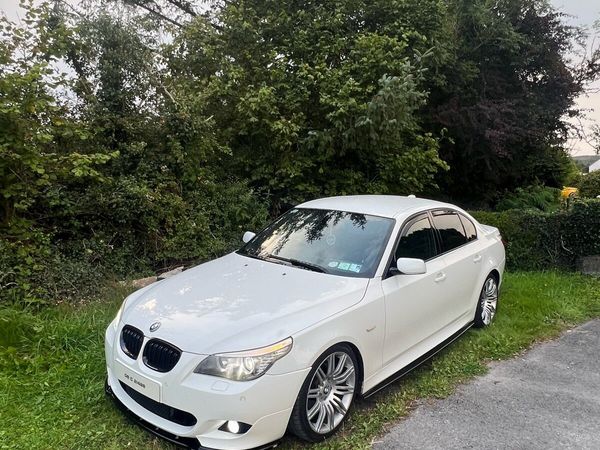 BMW 5-Series Saloon, Diesel, 2008, White