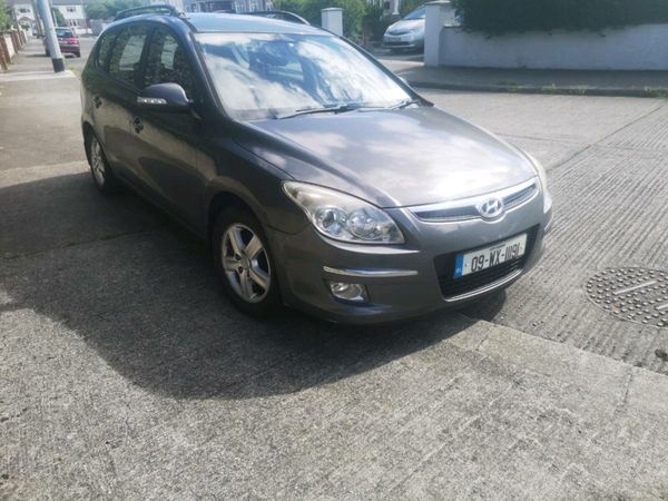 Hyundai i30 Estate, Diesel, 2009, Grey