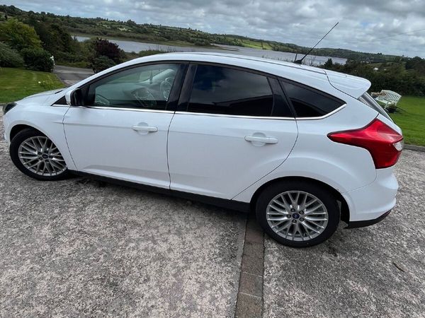Ford Focus Hatchback, Diesel, 2014, White