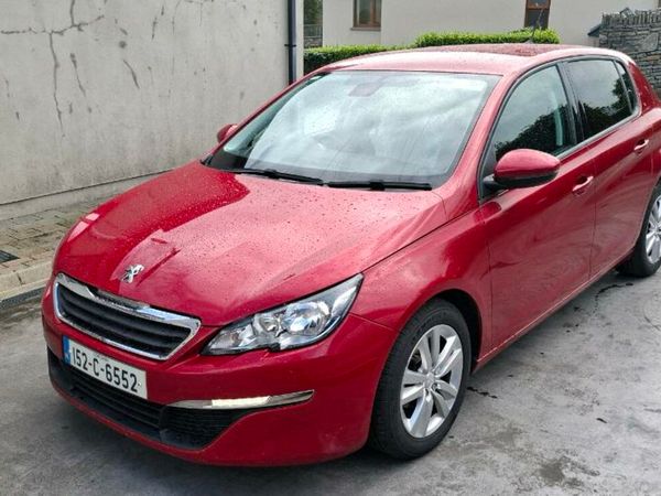 Peugeot 308 Hatchback, Diesel, 2015, Red