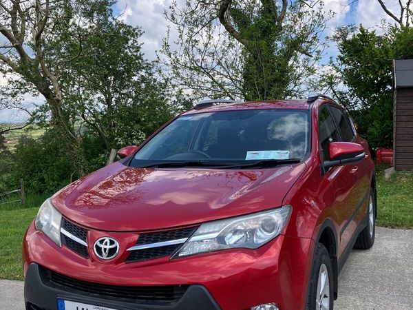 Toyota RAV4 SUV, Diesel, 2014, Red