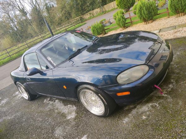 Mazda MX-5 Convertible, Petrol, 2000, Blue