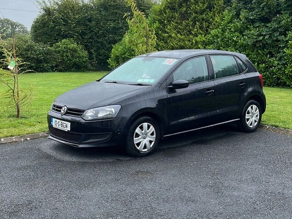 Volkswagen Polo Hatchback, Petrol, 2012, Black