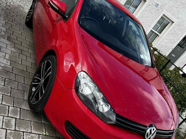 Volkswagen Golf Estate, Diesel, 2012, Red