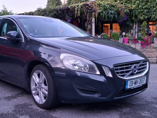 Volvo S60 Saloon, Diesel, 2013, Grey
