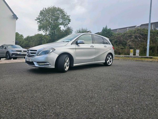 Mercedes-Benz B-Class MPV, Diesel, 2012, Silver