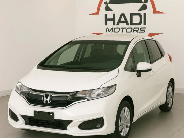 Honda Fit Hatchback, Petrol Hybrid, 2018, White
