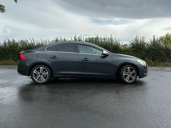 Volvo S60 Saloon, Diesel, 2013, Grey