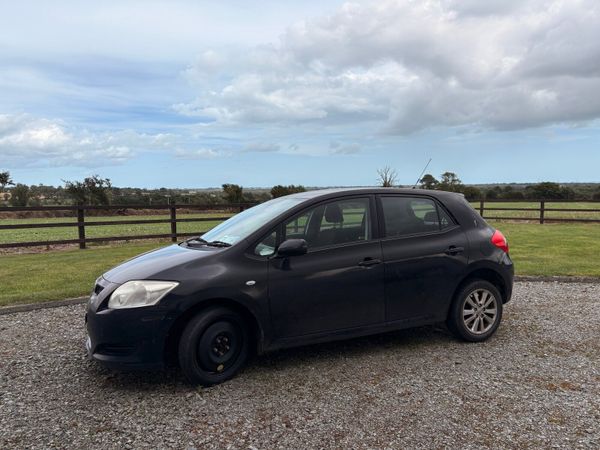 Toyota Auris Hatchback, Petrol, 2008, Black
