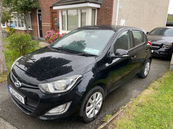 Hyundai i20 Hatchback, Petrol, 2013, Black
