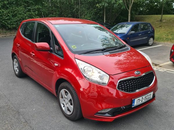 Kia Venga MPV, Petrol, 2017, Red