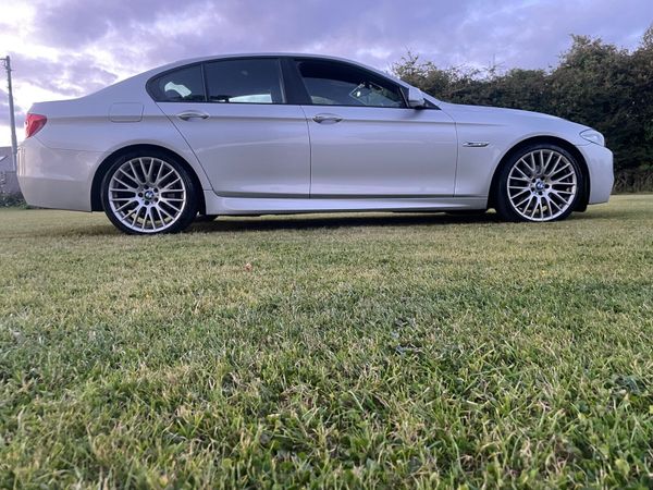 BMW 5-Series Saloon, Diesel, 2012, Silver