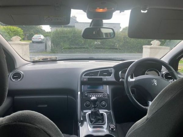 Peugeot 3008 SUV, Diesel, 2014, Brown