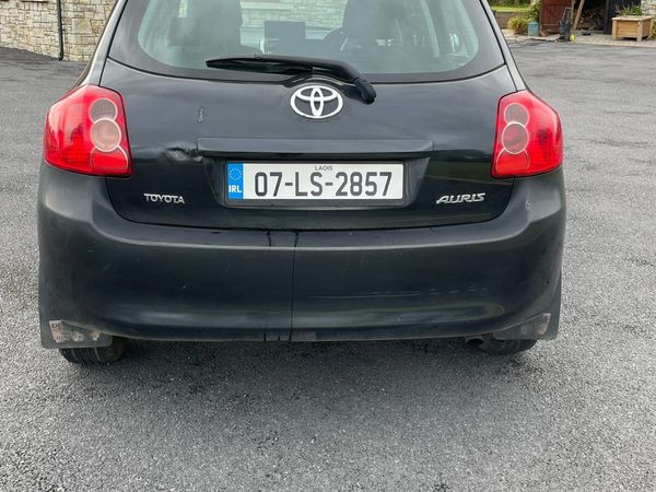 Toyota Auris Hatchback, Petrol, 2007, Black