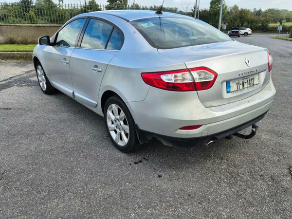 Renault Fluence Saloon, Diesel, 2011, Silver