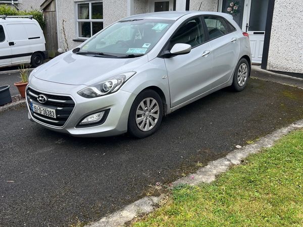 Hyundai i30 Hatchback, Diesel, 2015, Silver