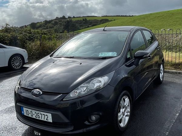 Ford Fiesta Hatchback, Petrol, 2010, Black