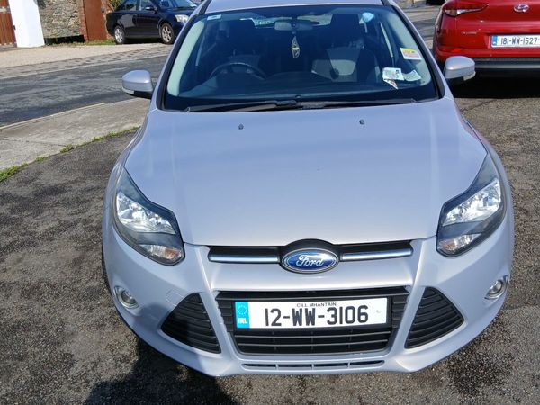 Ford Focus Hatchback, Diesel, 2012, Silver