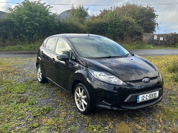 Ford Fiesta Hatchback, Diesel, 2012, Black