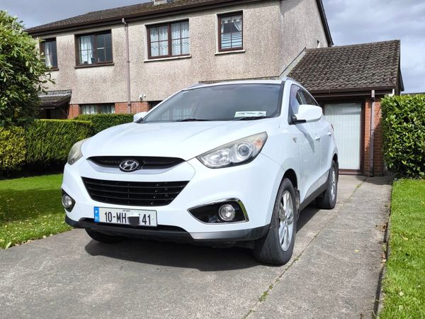 Hyundai ix35 SUV, Diesel, 2010, White