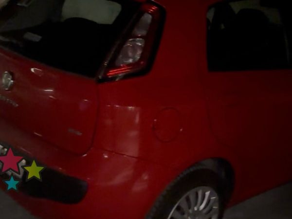 Fiat Punto Hatchback, Petrol, 2012, Red