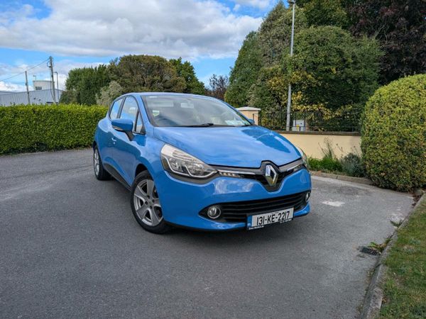 Renault Clio Hatchback, Petrol, 2013, Blue