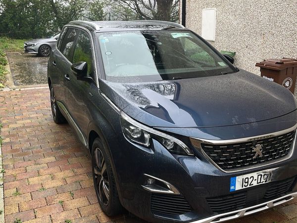 Peugeot 5008 MPV, Diesel, 2019, Blue