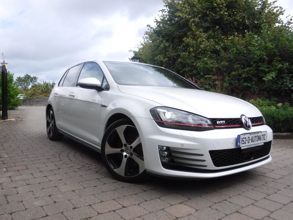 Volkswagen Golf Hatchback, Petrol, 2015, White