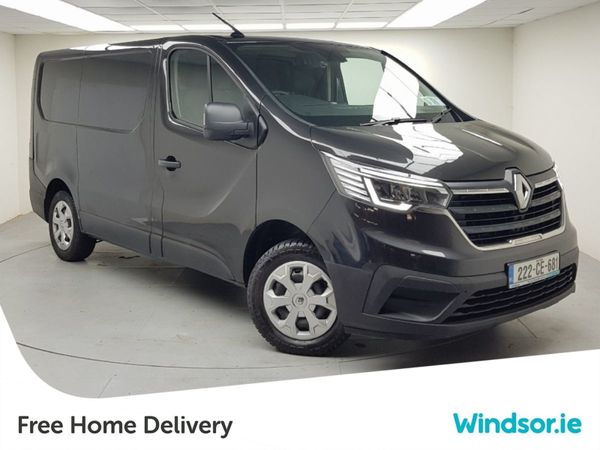 Renault Trafic MPV, Diesel, 2022, Black