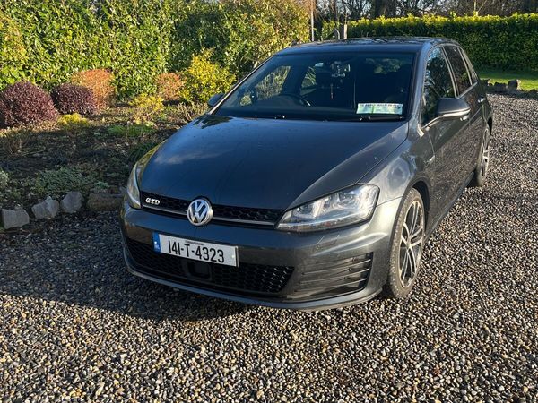 Volkswagen Golf Hatchback, Diesel, 2014, Grey