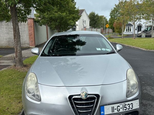 Alfa Romeo Giulietta Hatchback, Diesel, 2011, Grey