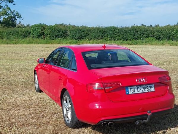 Audi A4 Saloon, Diesel, 2013, Red