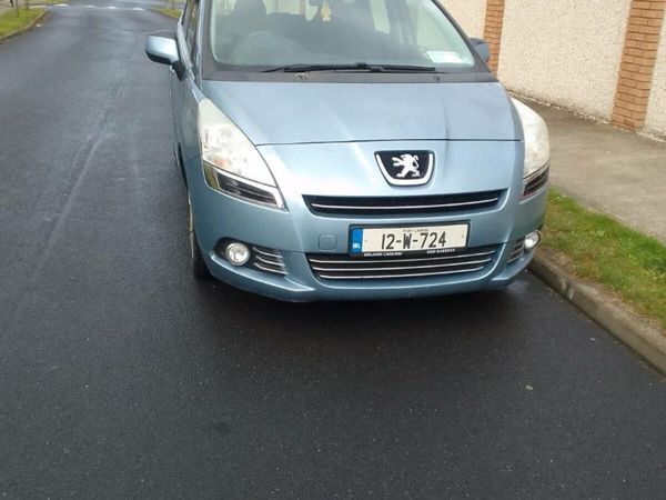 Peugeot 5008 MPV, Diesel, 2012, Blue