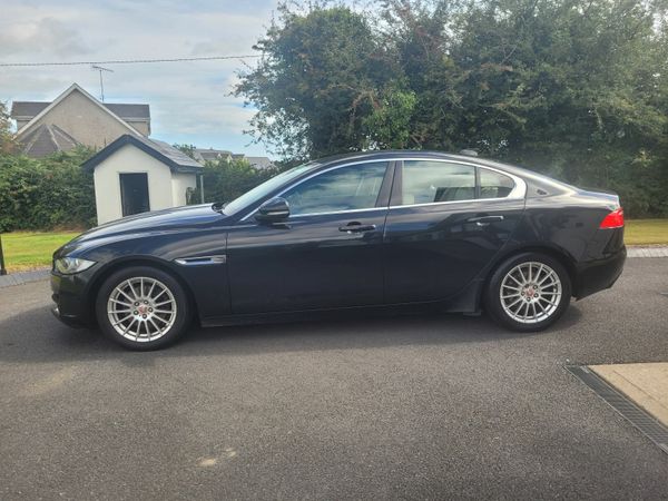 Jaguar XE Saloon, Diesel, 2017, Black