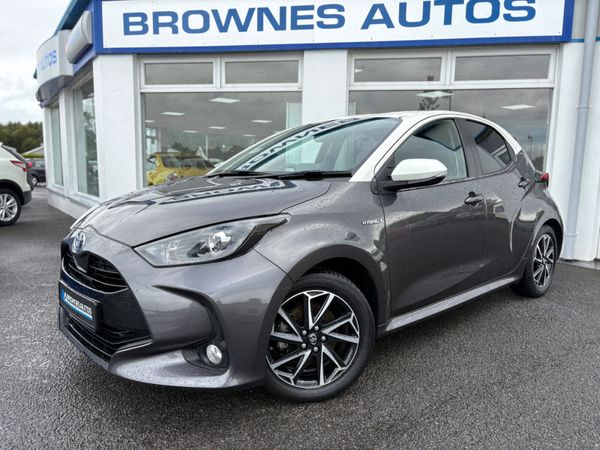 Toyota Yaris Hatchback, Petrol Hybrid, 2020, Grey