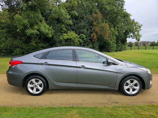 Hyundai i40 Saloon, Diesel, 2014, Silver