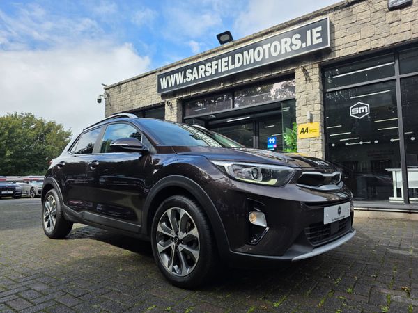 Kia Stonic Estate/Jeep, Petrol, 2018, Brown