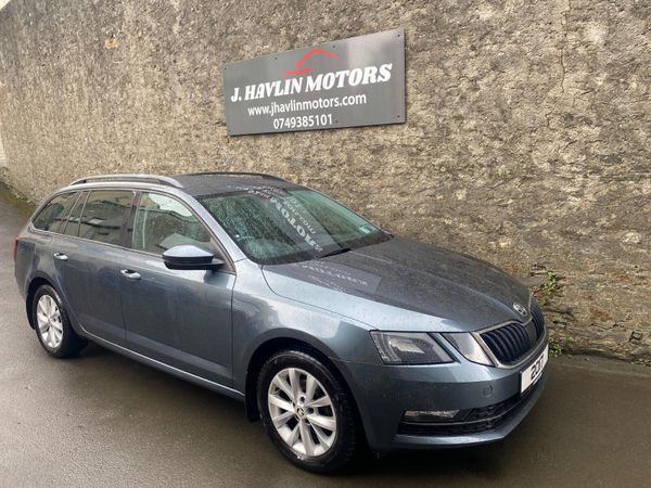 Skoda Octavia Estate, Diesel, 2017, Grey