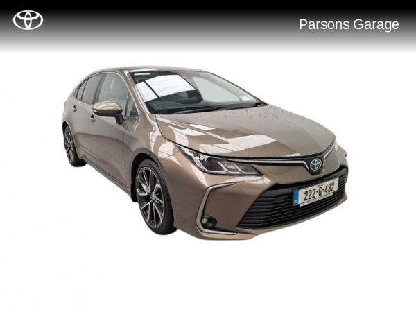 Toyota Corolla Saloon, Petrol Hybrid, 2022, Green