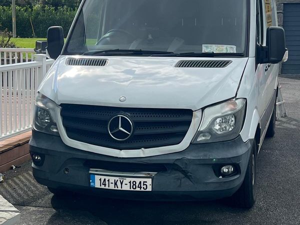 Mercedes-Benz Sprinter Van, Diesel, 2014, White