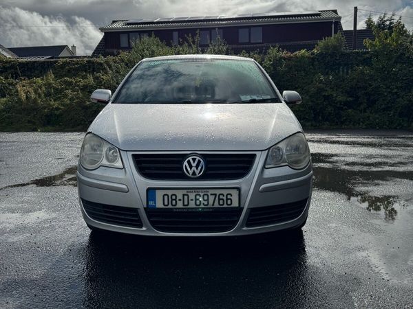 Volkswagen Polo Hatchback, Petrol, 2008, Silver