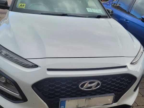 Hyundai KONA MPV, Petrol, 2018, White