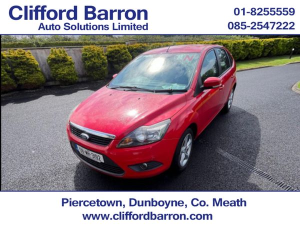 Ford Focus Hatchback, Petrol, 2008, Red