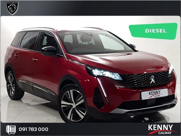 Peugeot 5008 MPV, Diesel, 2022, Red