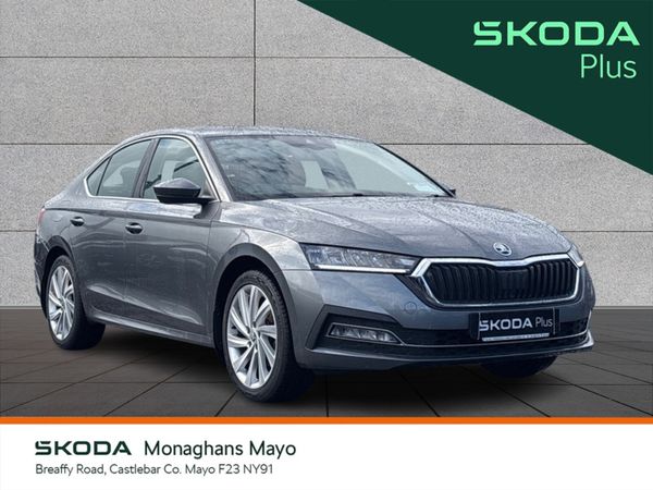 Skoda Octavia Saloon, Diesel, 2022, Grey