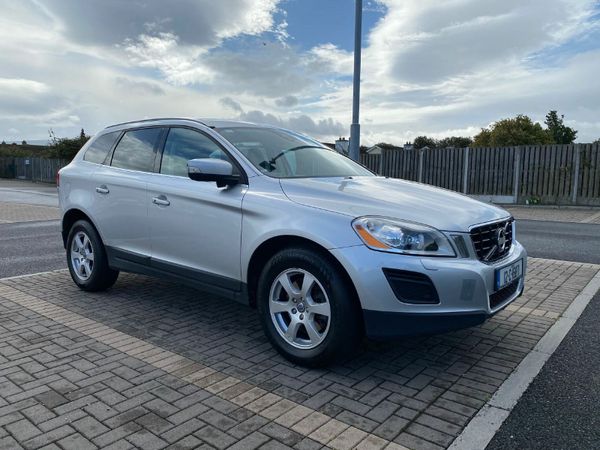Volvo XC60 SUV, Diesel, 2012, Silver