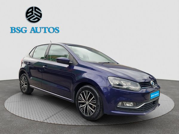 Volkswagen Polo Hatchback, Petrol, 2016, Blue