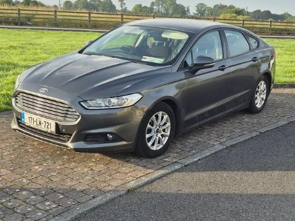 Ford Mondeo Hatchback, Diesel, 2017, Grey