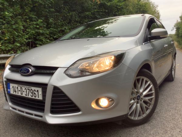 Ford Focus Hatchback, Petrol, 2014, Silver