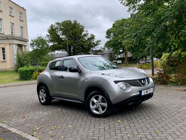 Nissan Juke SUV, Petrol, 2012, Silver